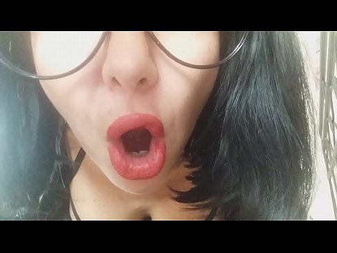 ❤️ Honey, hooyadaa anoo ah hooyadaa kuma ogolaan doonto inaad iskuul aado maanta... aad baan kuugu baahanahay... ❤  Galmo  ❤