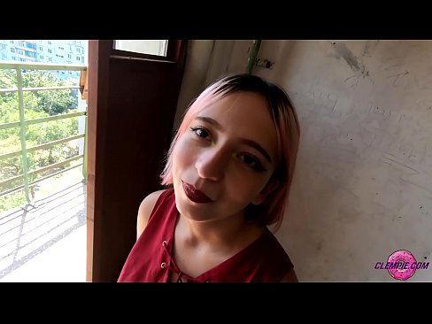 ❤️ Dareenka Ardayga ayaa ka nuugay qof qalaad oo dibadda jooga - Cum on wajigiisa ❤ Galmo ❤